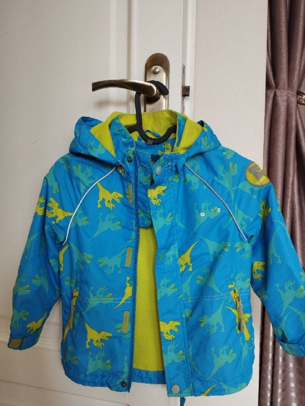 Куртки на 3-5 лет