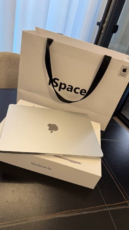 MacBook Air 13 (M4, 2025) с 16 ГБ памяти 3
