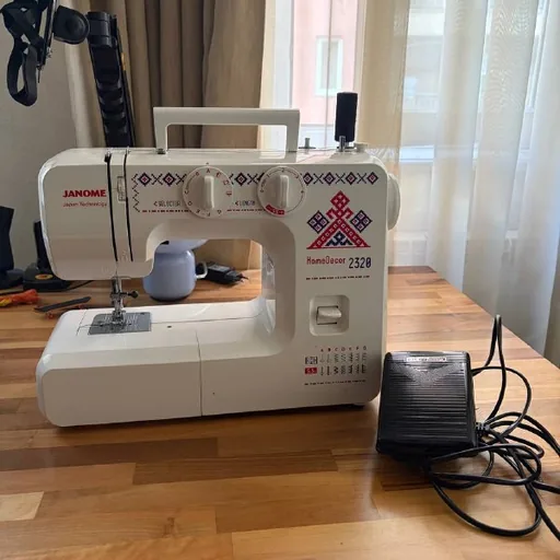 Швейная машинка Janome HomeDecor 2320