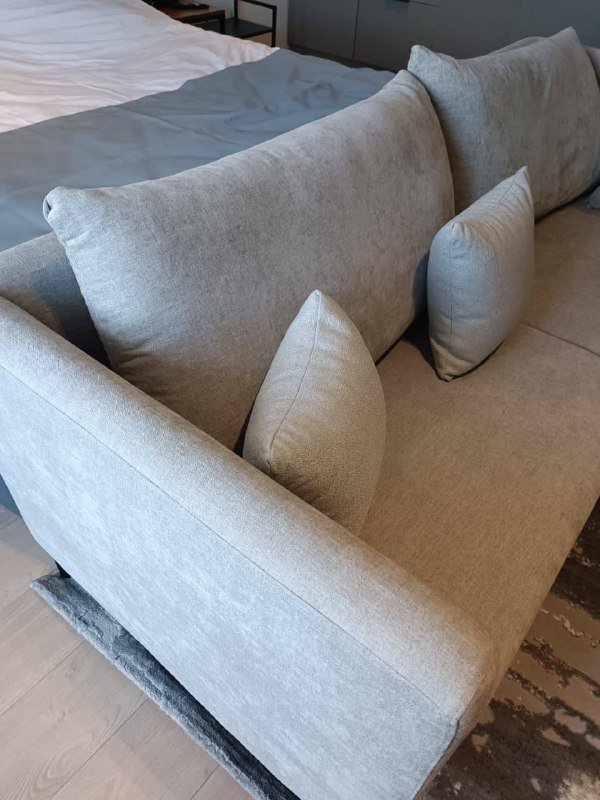 Диван с ковром 3