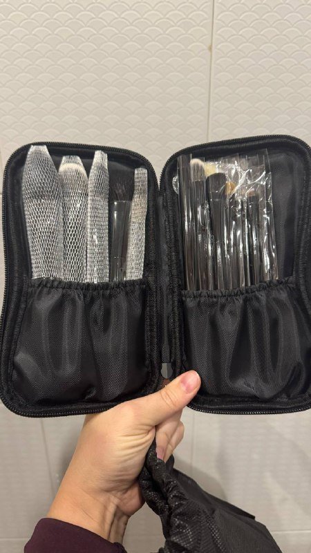 Набор кистей из натуральных материалов с чехлом 3