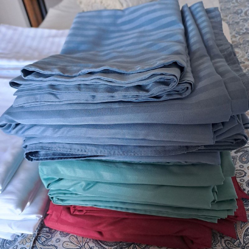 Комплекты постельного белья, полотенца 1