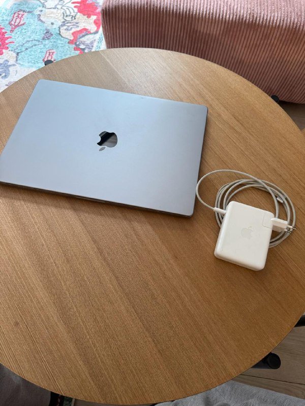 MacBook Pro 16” M1 Pro 16 GB 1 Tb Space Gray 6