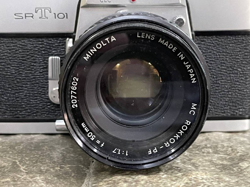 Minolta SRT 101 camera 3