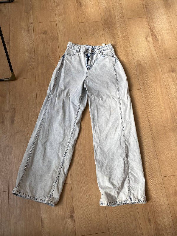 Джинсы женские