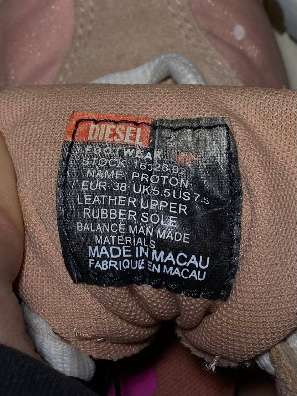 Кроссовки Diesel женские, размер US 7.5 EUR 38 5