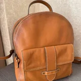 Кожаный рюкзак Frye 1