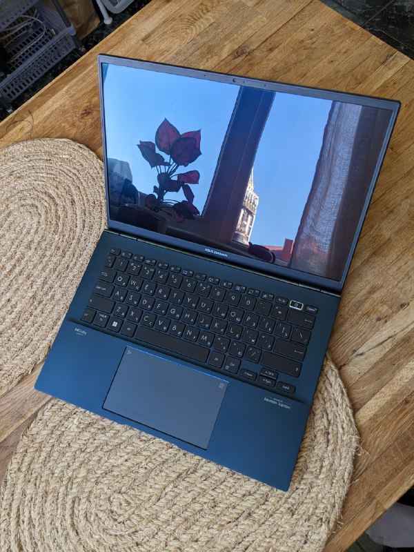 Ноутбук ASUS ZenBook 14 OLED UX3402Z 3