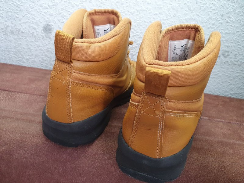 Куртка Levi's, Nike Manoa, Converse 6
