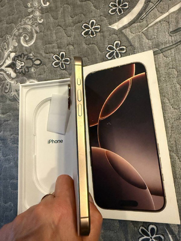 Айфон 16 про макс 256 ГБ 3