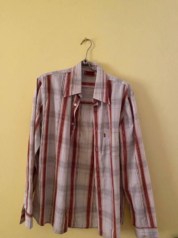 Толстовки и рубашки мужские размеры S и M 10