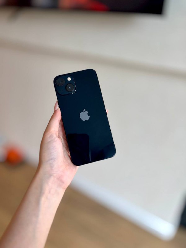 iPhone 13 128gb, iPhone 14 128gb, AirPods 3, Nintendo Switch 3