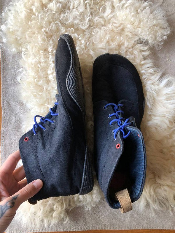 кроссовки wildling, туфли босоножки dr martins