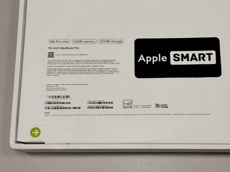 MacBook Pro 14" M4, MacBook Pro 16" M4 Pro, MacBook Pro 16" M4 Max 4