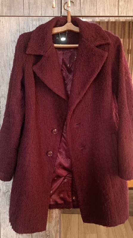 Пальто, плащ, жилет, ботинки, платье, шапка, механизмы для часов 4