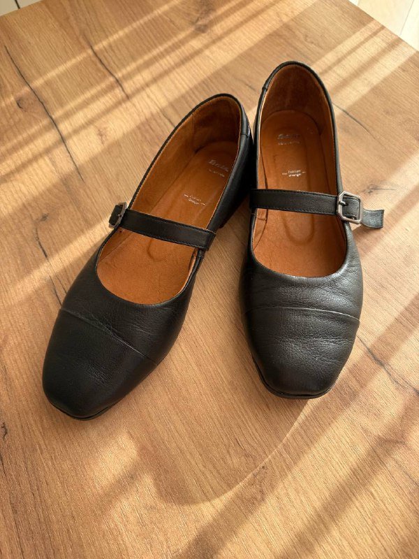 Балетки Bata натуральная кожа EU 41