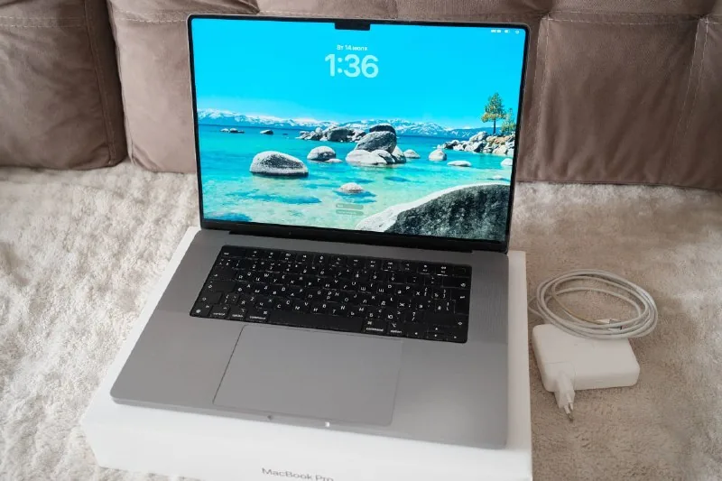 MacBook Pro 16 M1 Pro 32 ГБ 512 ГБ 1