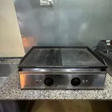 Профессиональная электрическая жарочная поверхность Baysan 2