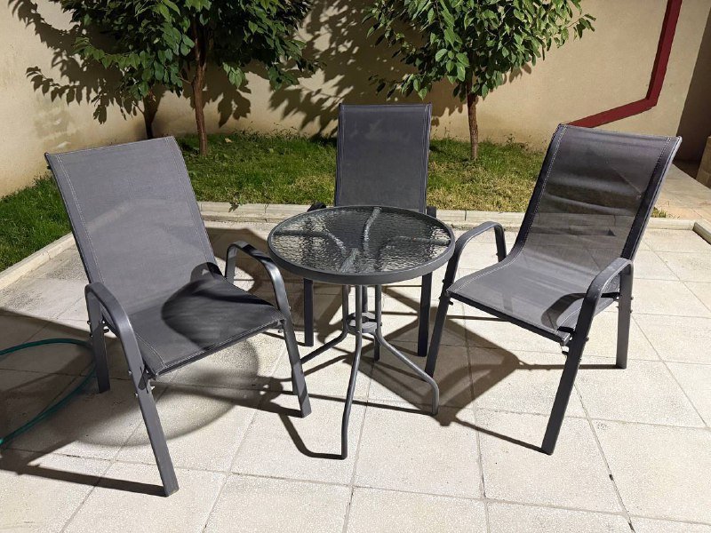 Комплект садовой мебели стол и стулья