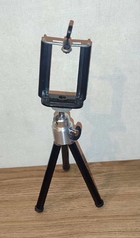 Настольный металлический штатив трипод Hama 2