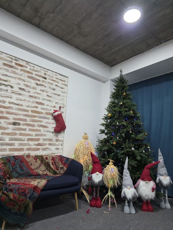 Ёлка искусственная 2м70см 2