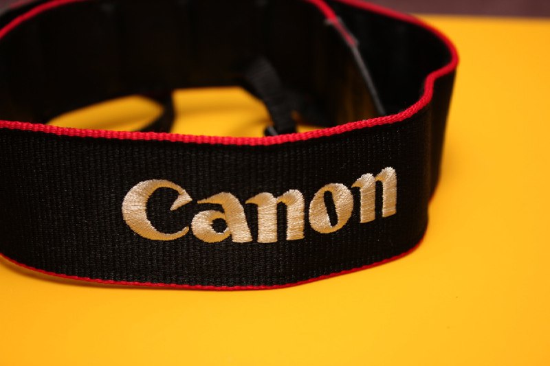 Макрокольца, крышка, ремень, бленда Canon 3