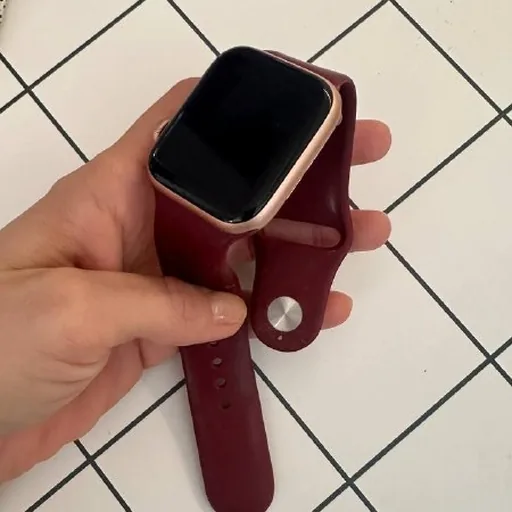 Apple Watch SE 1-го поколения