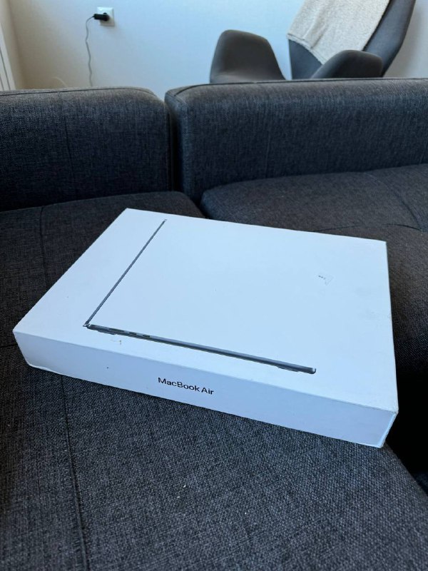 MacBook Air m3 15 дюймов черный 250ГБ SSD 8ГБ ОЗУ 2