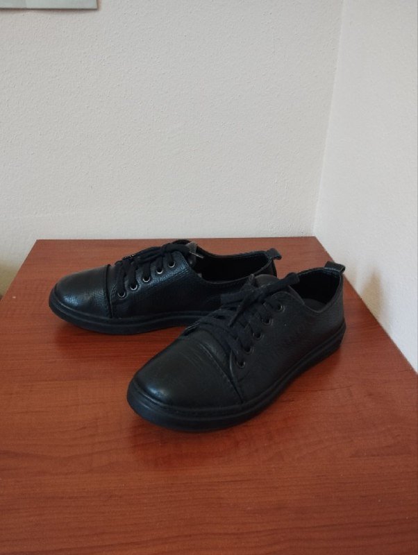 Мужские кожаные туфли 33 размер 2