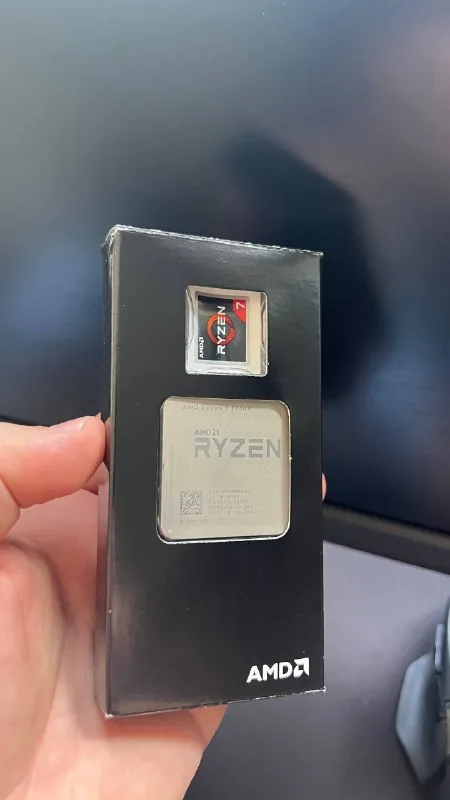 Процессор AMD Ryzen 7 2700X