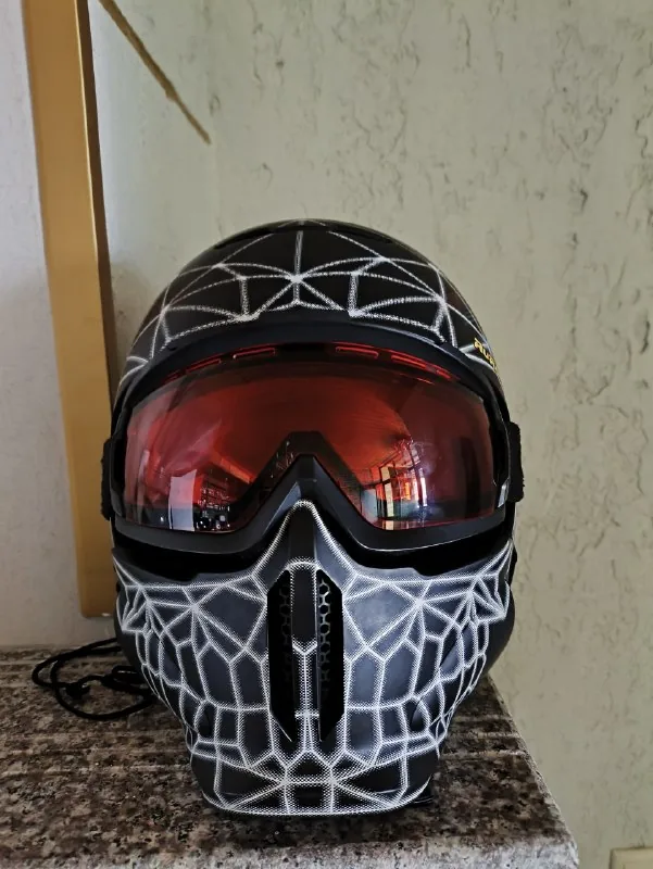 Горнолыжный шлем Ruroc RG1-DX 1