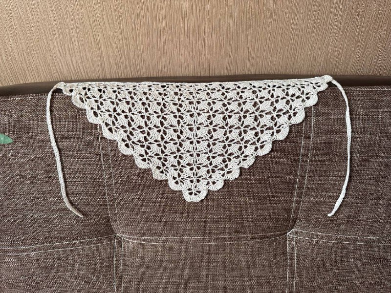 Нежные вязаные косыночки ручной работы 3