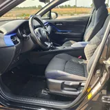 Toyota C-HR XLE 6