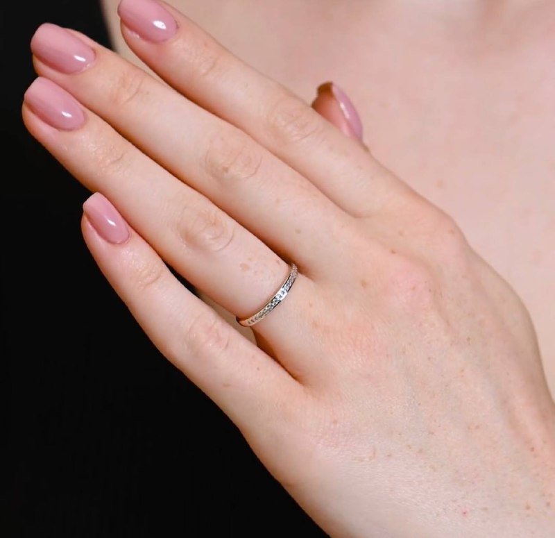 Золотое кольцо SOKOLOV с бриллиантами размер 17 5