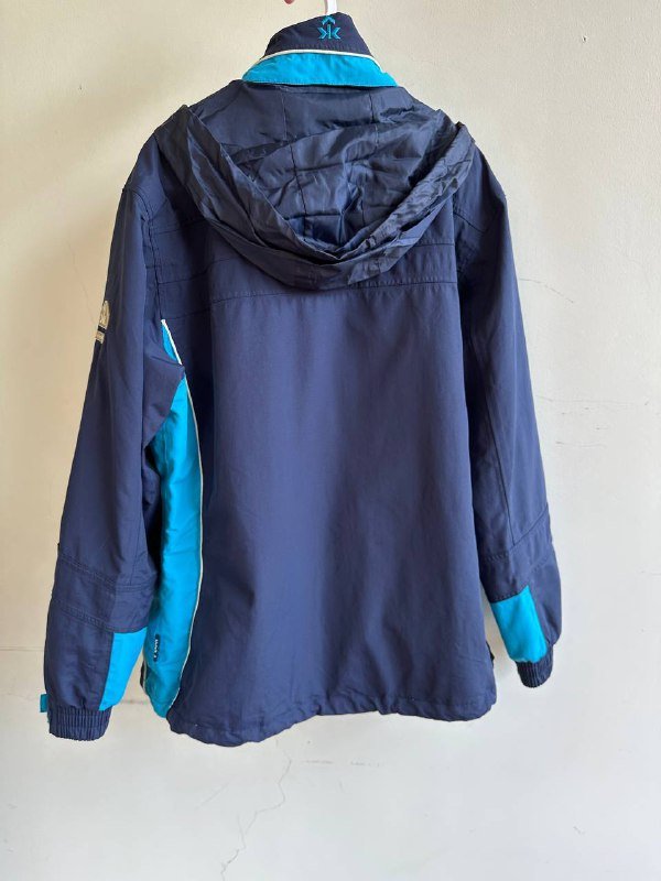 Туристическая куртка Kjelvik Scandinavian Outdoor женская 7