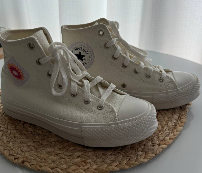 Оригинальные белые кеды Converse 38 размер 2