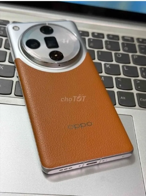 Oppo Find X7 12/256 ГБ 1