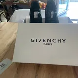 Кроссовки Givenchy 9