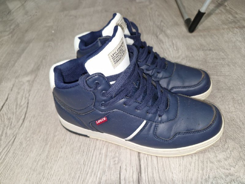 Сандалии, ботинки Levi's, кроссовки Puma подростковые 3