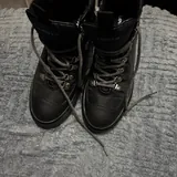 Женские сапоги Levi’s, размер 40 1