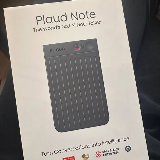 AI-диктофон PLAUD Note