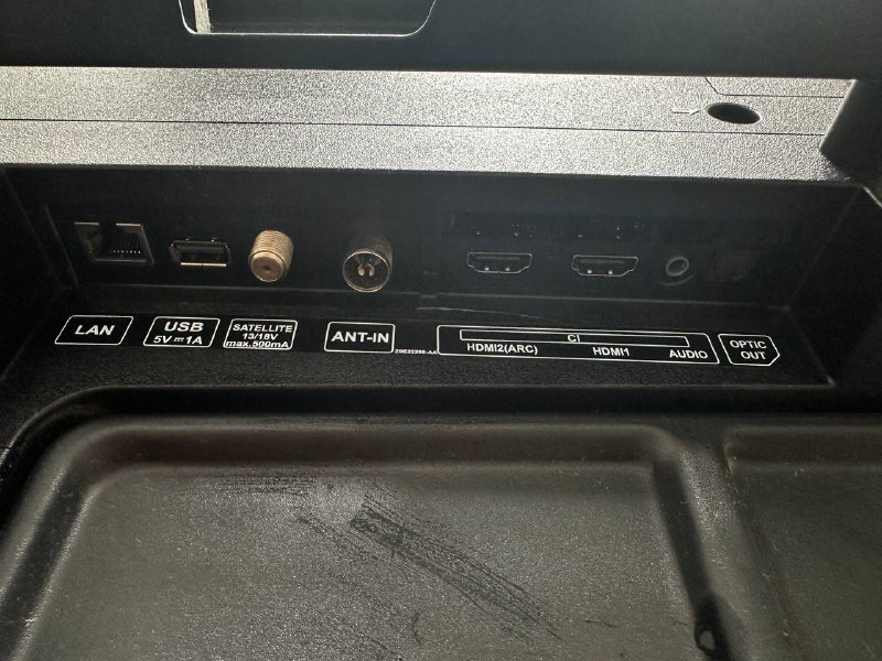 Телевизор beko 43'' смарт разбитый экран 3