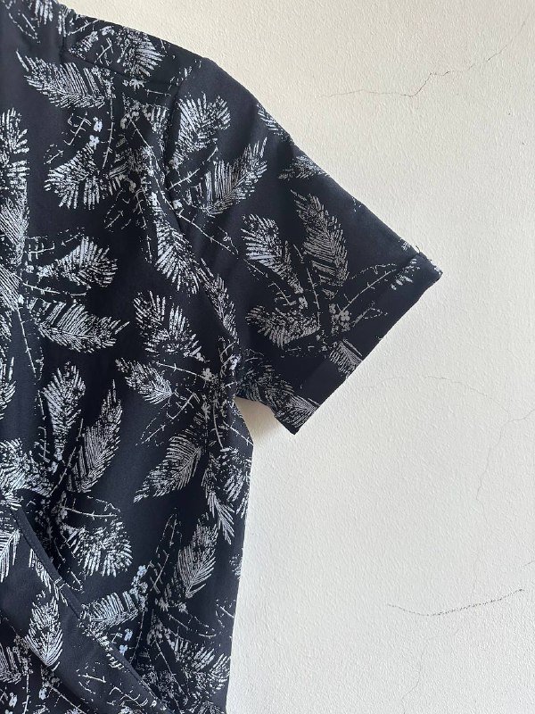 Минималистичный женский комбинезон s 2