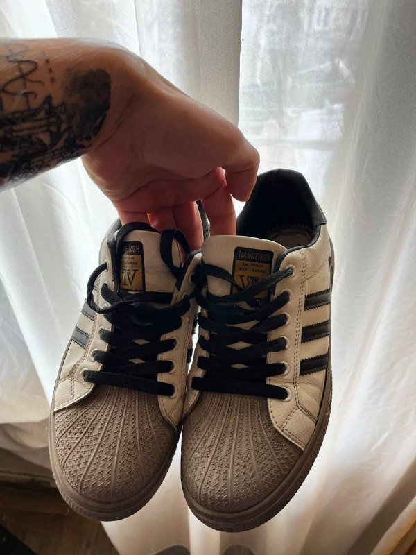 Мужская обувь зелёные адидас 43, бежевые адидас 44/43 6