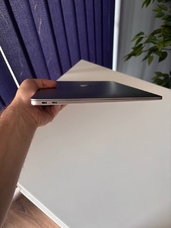 Macbook Air 2019 i5 8/128GB 4