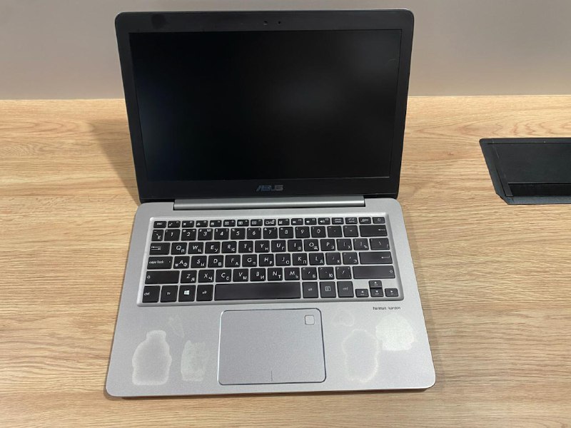 Ноутбук Asus Intel Core i5 7200U, 8050U, RAM 4 Gb, SSD 128 Gb 1