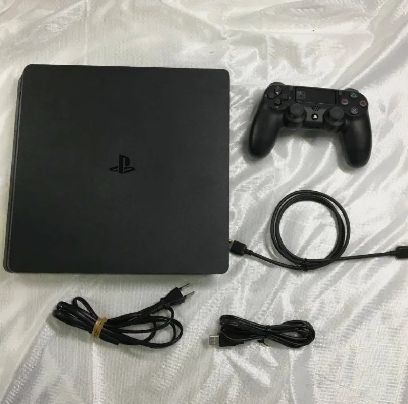 PlayStation 4 Slim