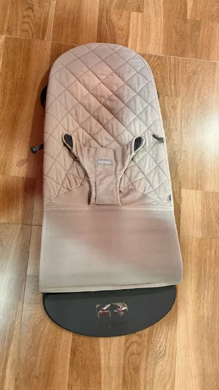 Баунсер Baby Bjorn Cotton Bliss, сменный чехол 1