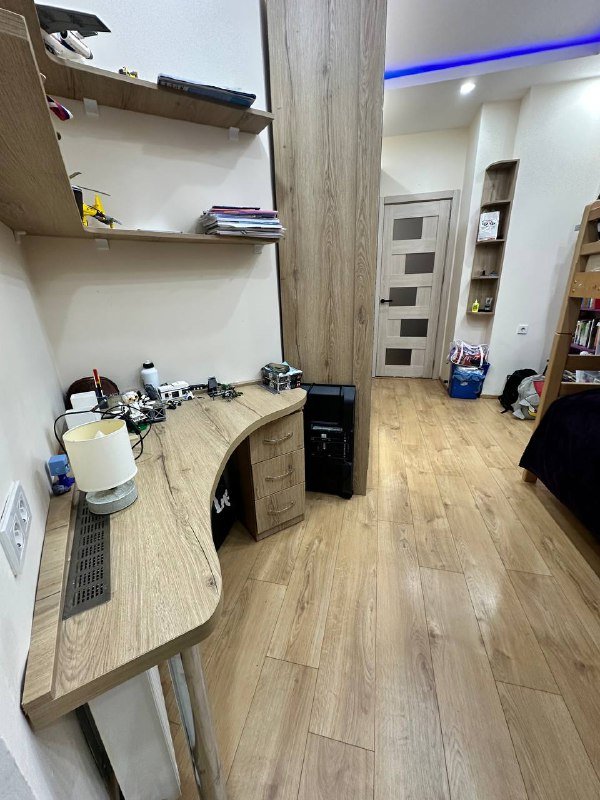 Квартира 2 спальни, гостиная, кухня, 2 сан узла, 2 балкона, кабинет 8