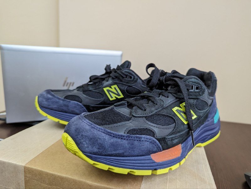 Кроссовки New Balance 992 мужские размер 41.5